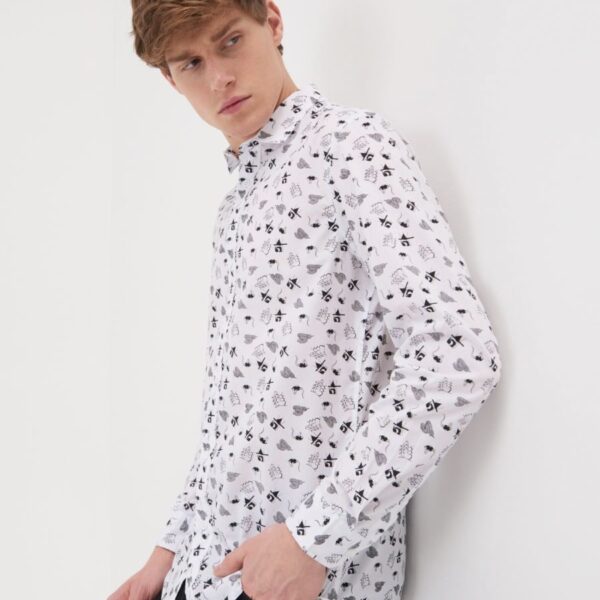 Classic shirt with pocket