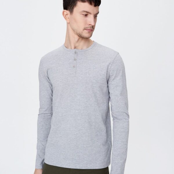 Long-sleeved Shirt