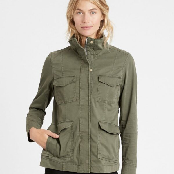 High collar quilted jacket